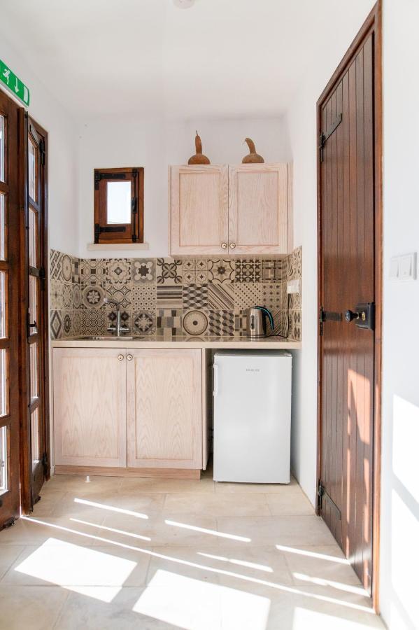 Droshia Traditional Homes, Coco-Mat Full Experience Dhrousha Dış mekan fotoğraf